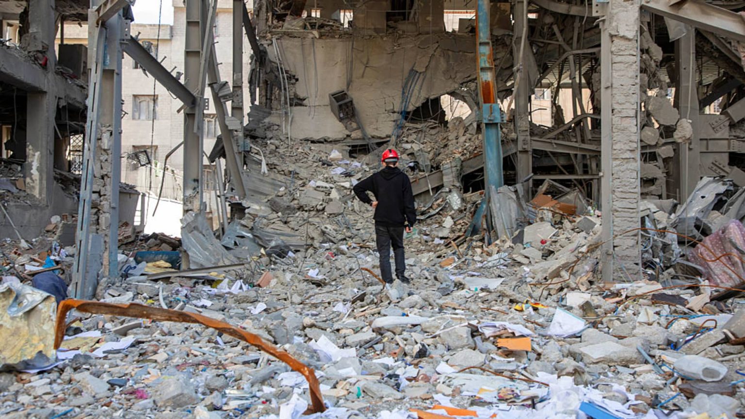 Central bankers, politicians warn of global risks as Iran war drags on