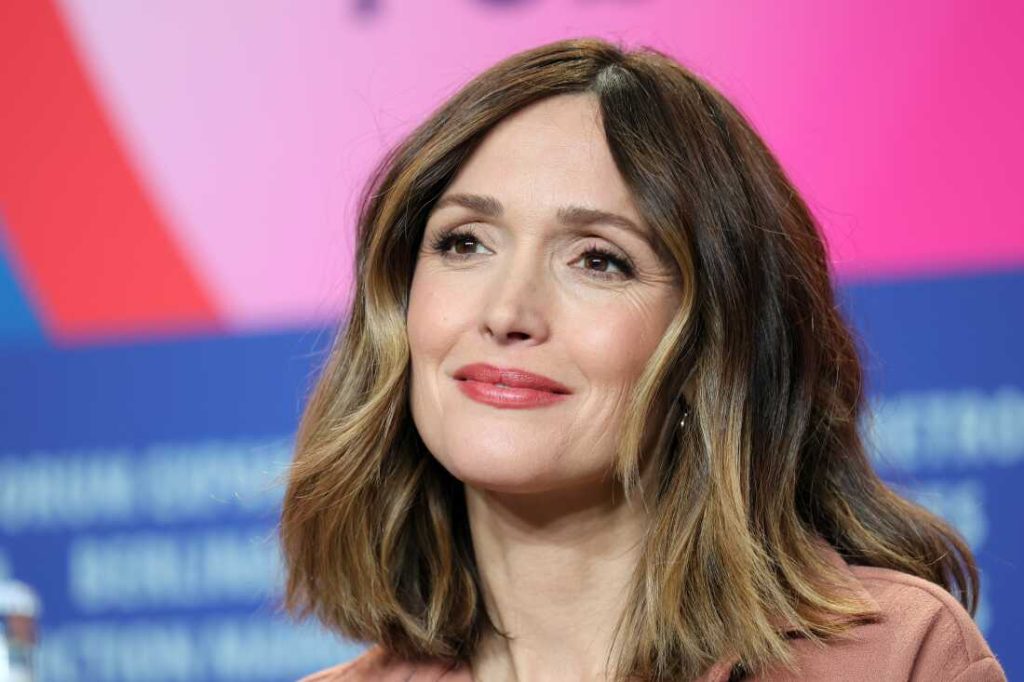 BERLIN, GERMANY - FEBRUARY 17: Rose Byrne poses at the "If I Had Legs I'd Kick You" press conference during the 75th Berlinale International Film Festival Berlin at Grand Hyatt Hotel on February 17, 2025 in Berlin, Germany. (Photo by Andreas Rentz/Getty Images)