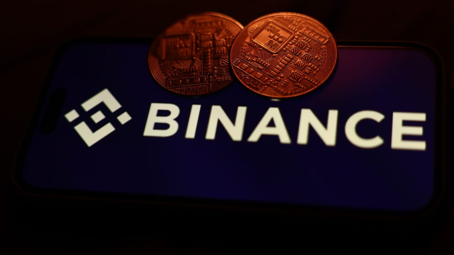 Binance says some Europe clients may be affected as license bid pulled