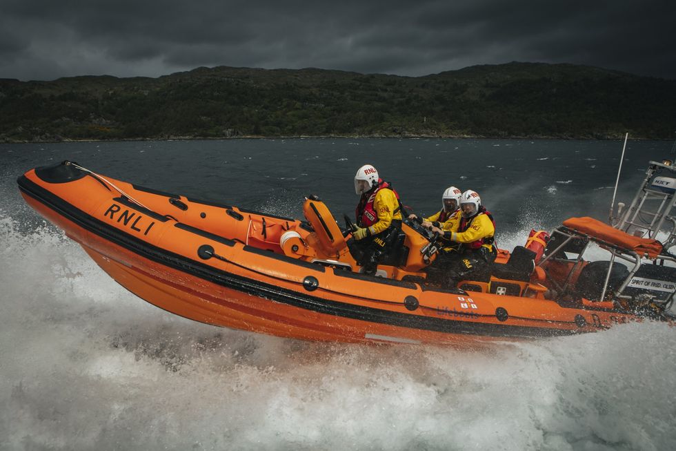 Heroic teenager beats RNLI crew to rescue men who fell from inflatable boat off Isle of Skye u200bThe Kyle of Lochalsh RNLI lifeboat