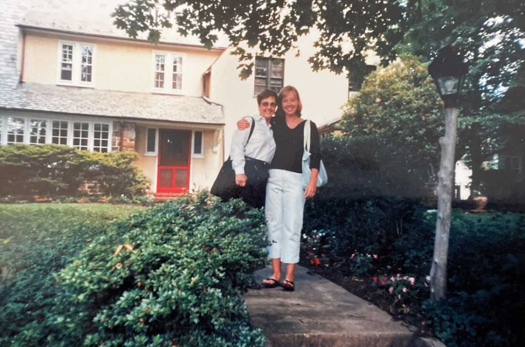 Rebecca Simonitsch (right) smiles with her mother in 2001, the year she had her surgery.