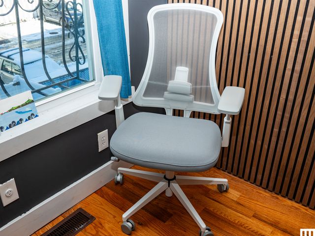 Back to School Office Chair Deals 2026: $200 and Less Front view of ProtoArc Flexer Pro, a white padded office chair with wheels