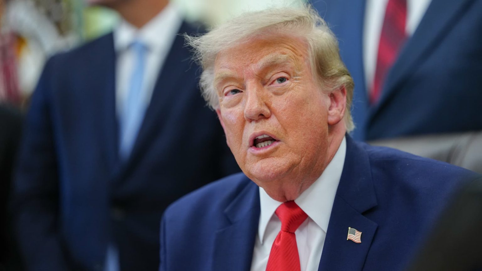 U.S. resumes strikes against Iran, retaliating against surprise missile attack U.S. resumes strikes against Iran, retaliating against surprise missile attack